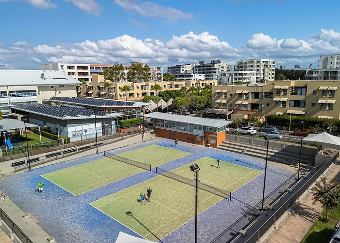 Scenic Skyline View2Br Apt Close To Olympicpark